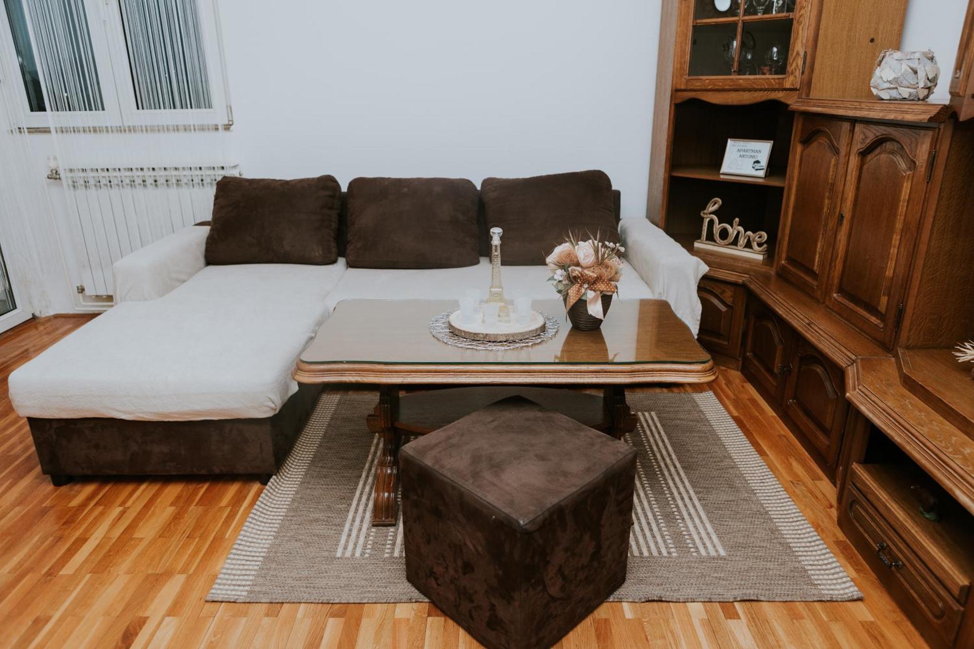 Apartman Antonio Gospic Luaran gambar